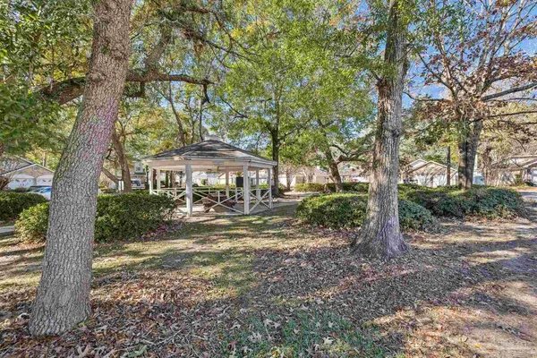 $299,000 | 3502 Silvertree Lane, Pensacola, FL 32504