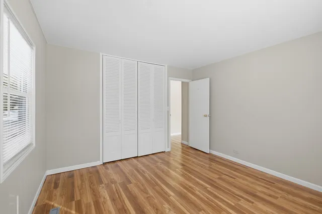 $3,300 | 5611 South Quincy Street, Hinsdale, IL 60521