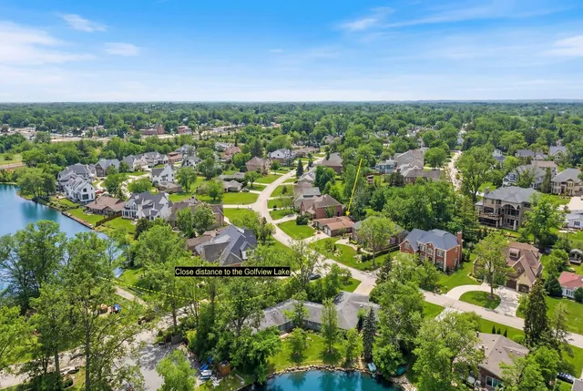 $3,300 | 5611 South Quincy Street, Hinsdale, IL 60521