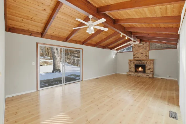 $3,300 | 5611 South Quincy Street, Hinsdale, IL 60521