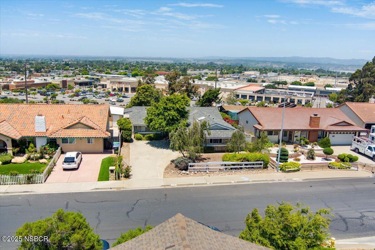 1729 Berkeley Drive Lompoc, CA 93436 - Photo 33 of 35 31-MAX_0028