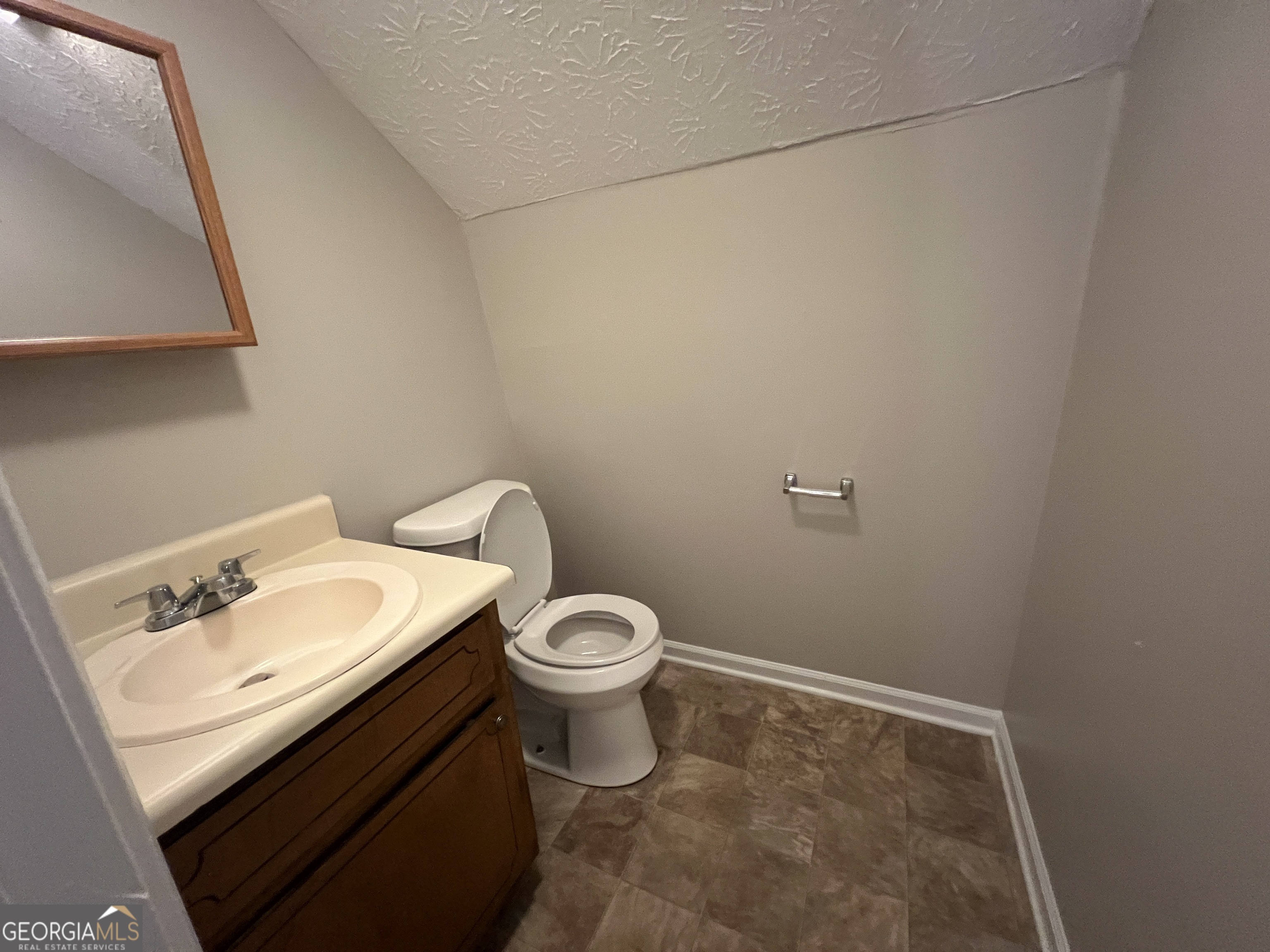 943 Grier Road Winder, GA 30680 - Photo 13 of 15 Gallery Image 13