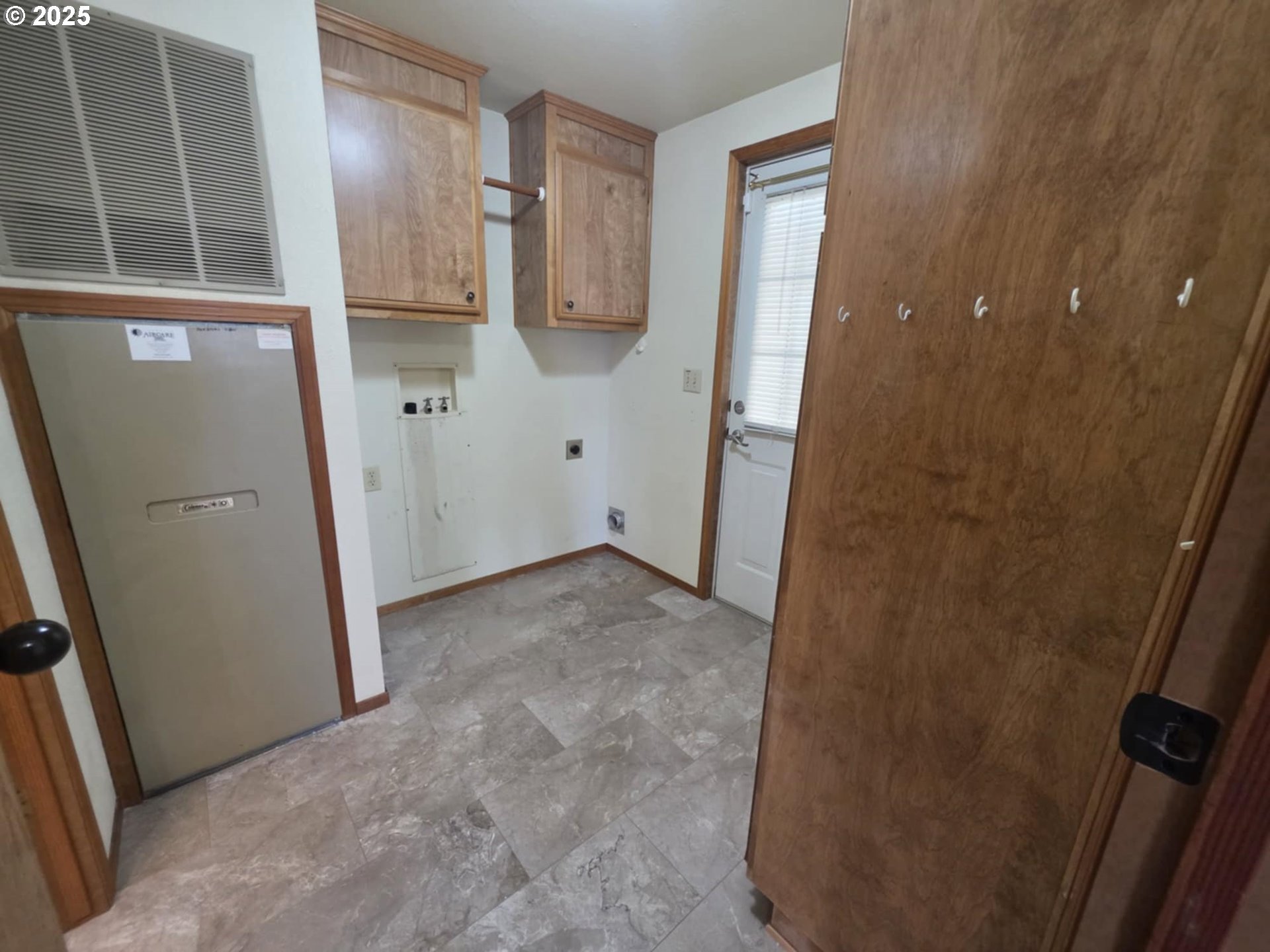 1402 Pioneer Way Forest Grove, OR 97116 - Photo 15 of 26