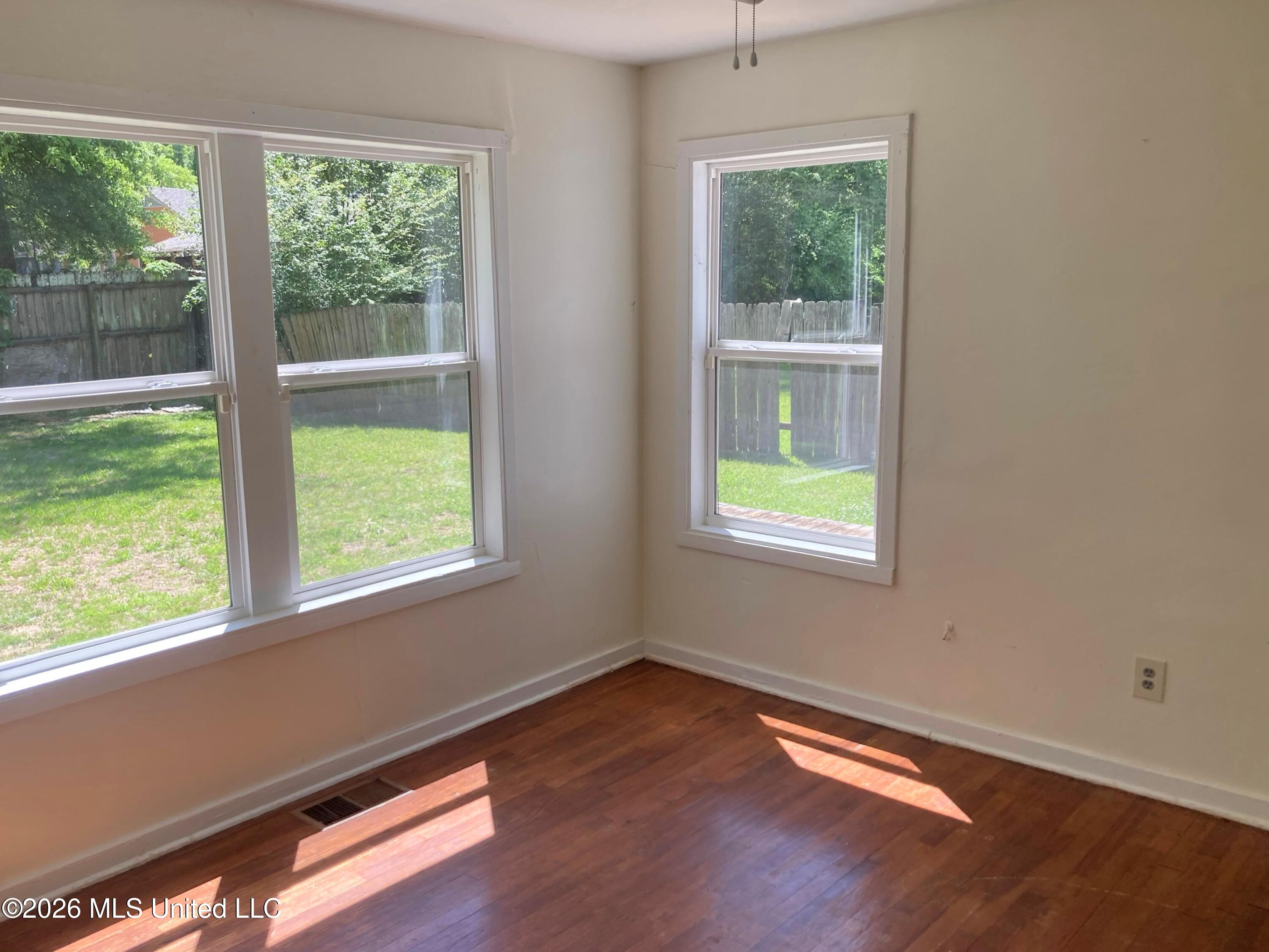 567 Robinhood Road Jackson, MS 39206 - Photo 5 of 9 YLHG5332 - Copy