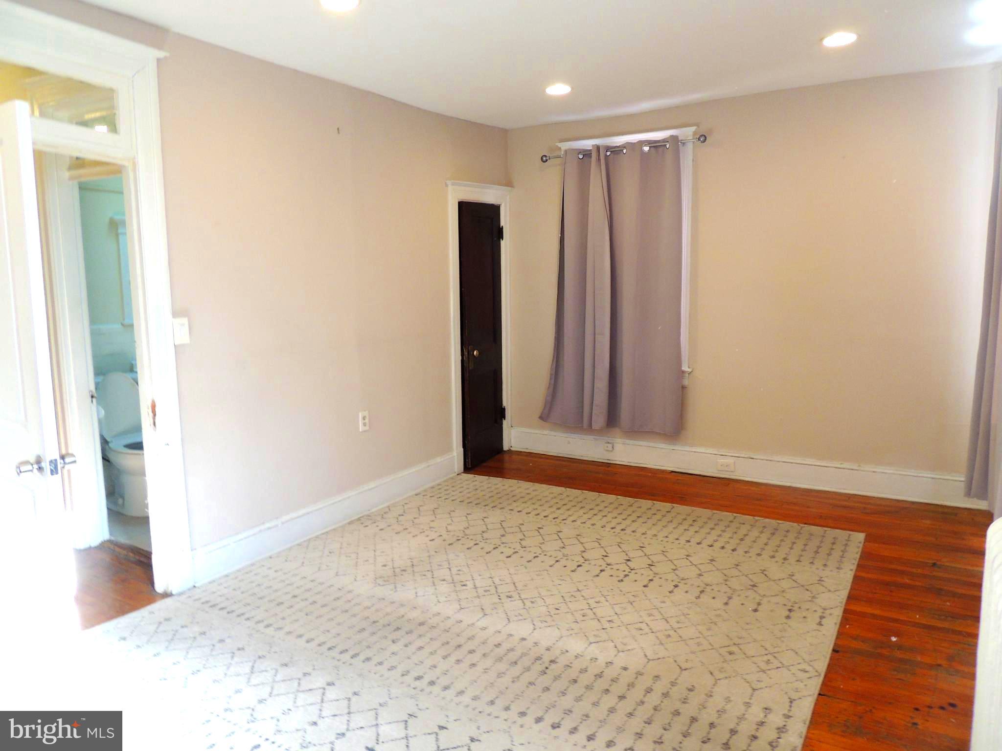 1465 Girard Street Northwest Washington, DC 20009 - Photo 18 of 27 Primary Bedroom