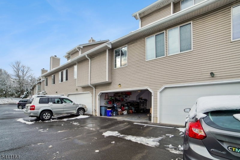 19 Birchwood Road, Unit 19 Bedminster, NJ 07921 - Photo 24 of 41