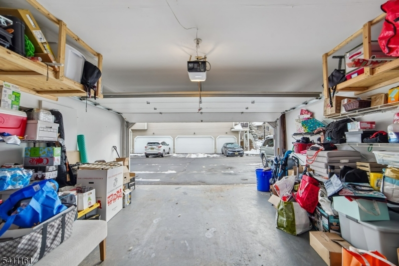 19 Birchwood Road, Unit 19 Bedminster, NJ 07921 - Photo 26 of 41