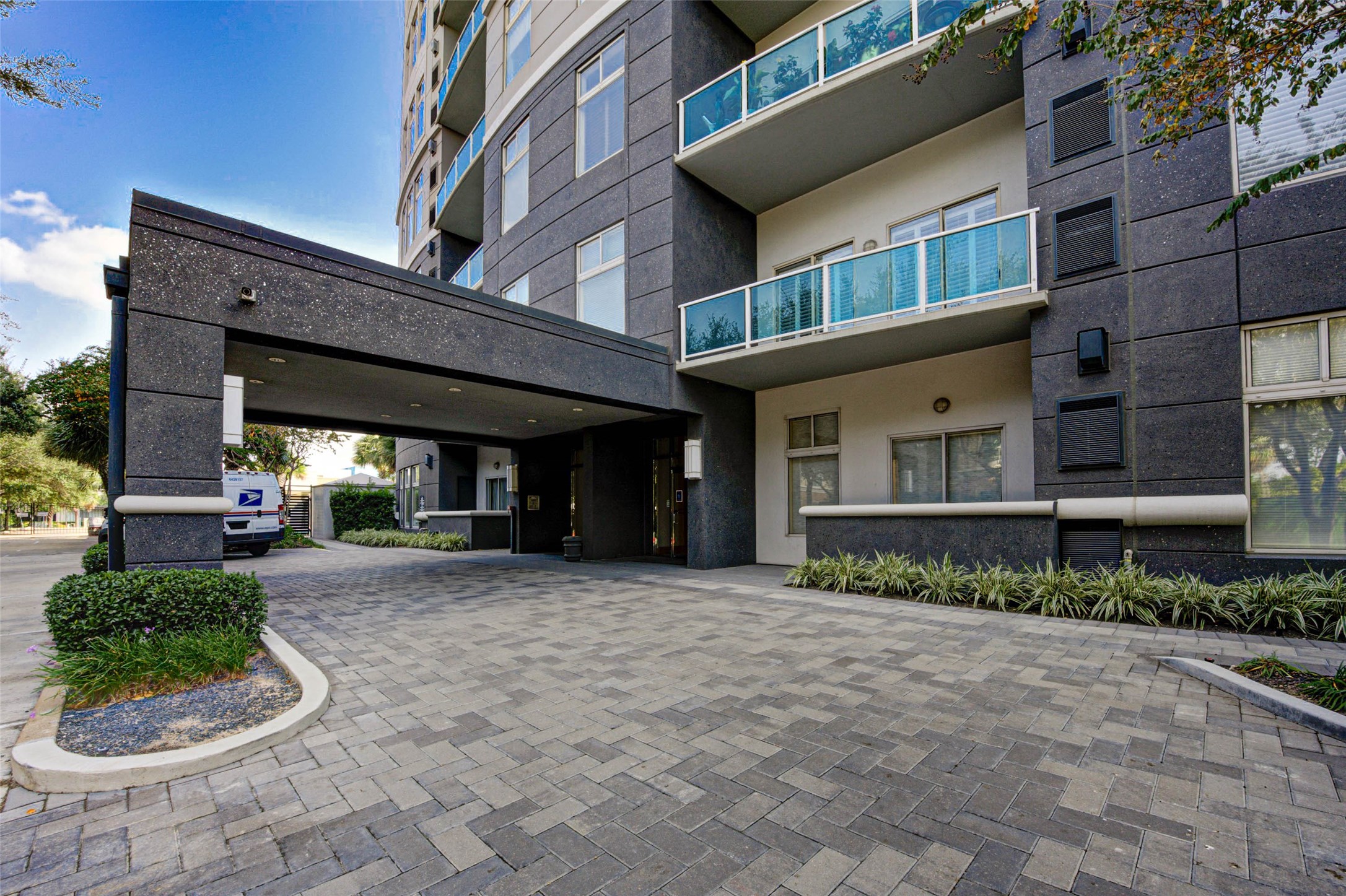 3388 Sage Road, Unit 502 Houston, TX 77056 - Photo 27 of 30 The building is secure with controlled access.