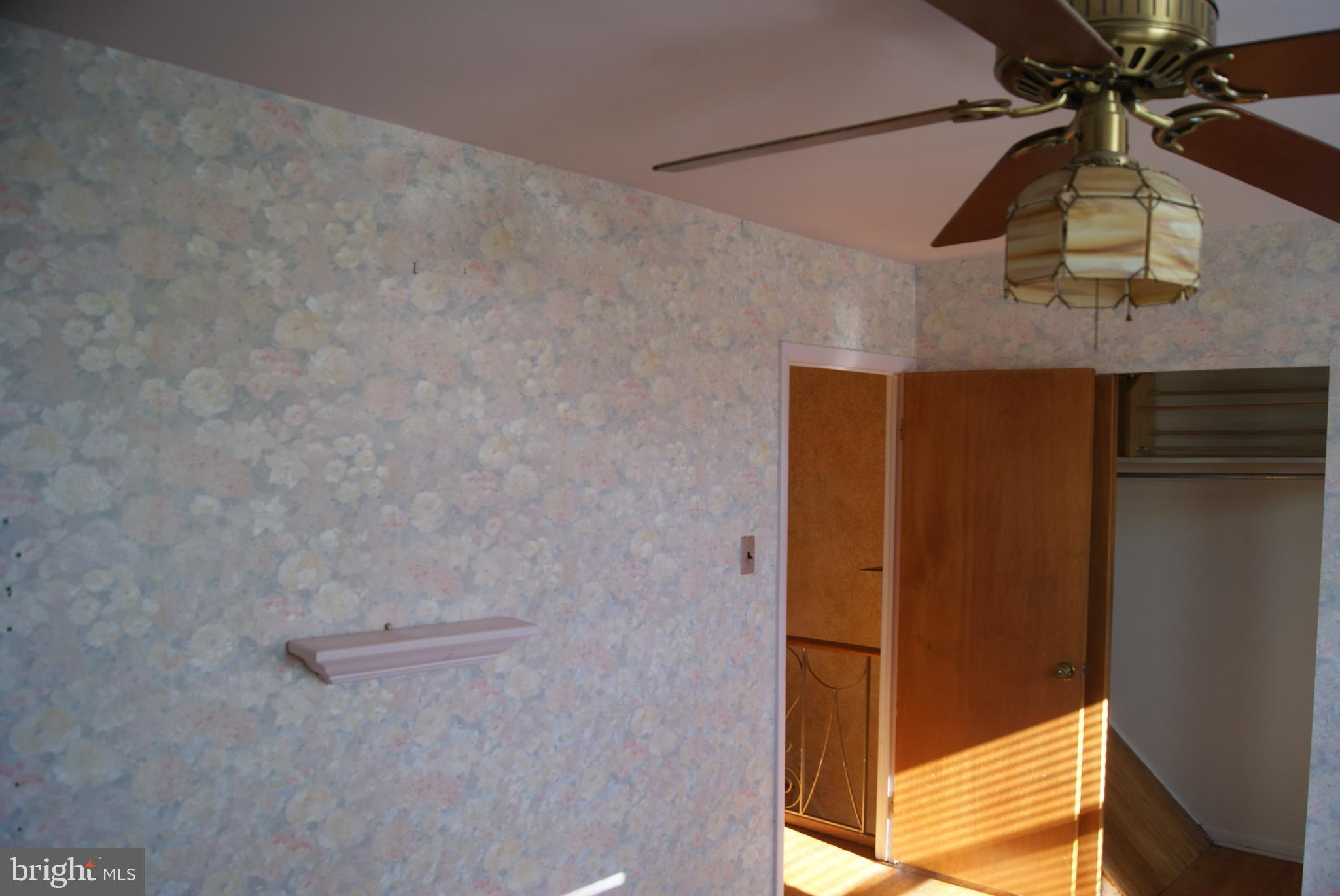 7314 Hill Road Philadelphia, PA 19128 - Photo 15 of 68