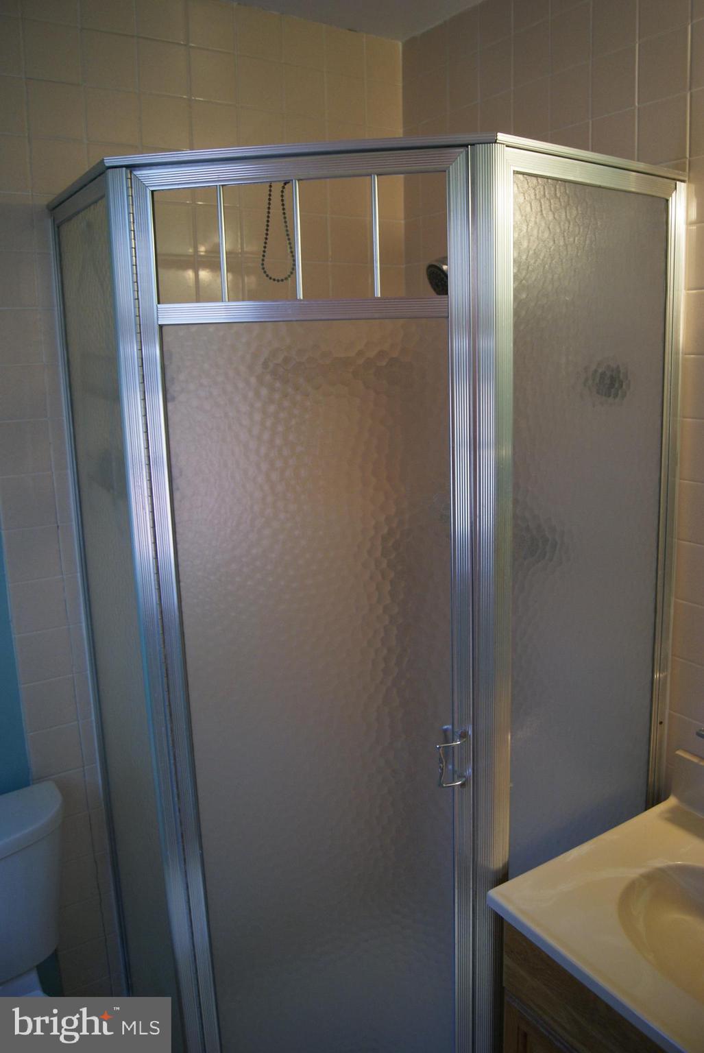 7314 Hill Road Philadelphia, PA 19128 - Photo 16 of 68