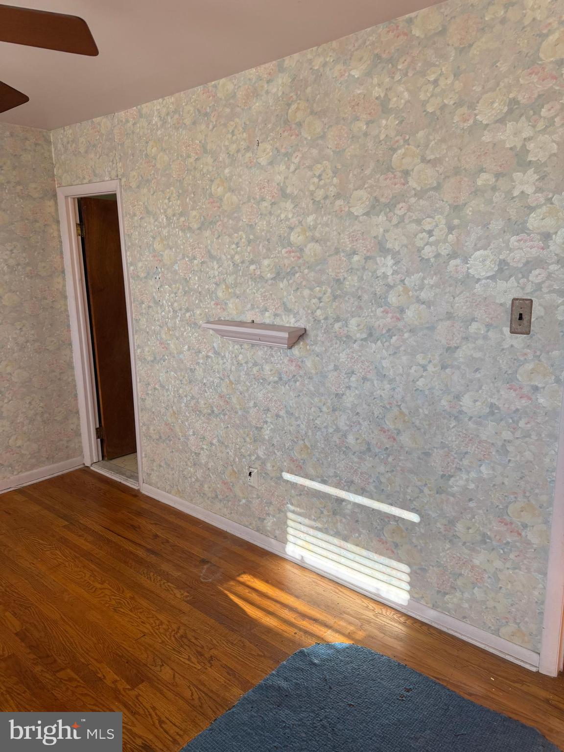 7314 Hill Road Philadelphia, PA 19128 - Photo 46 of 68 a view of a bathtub