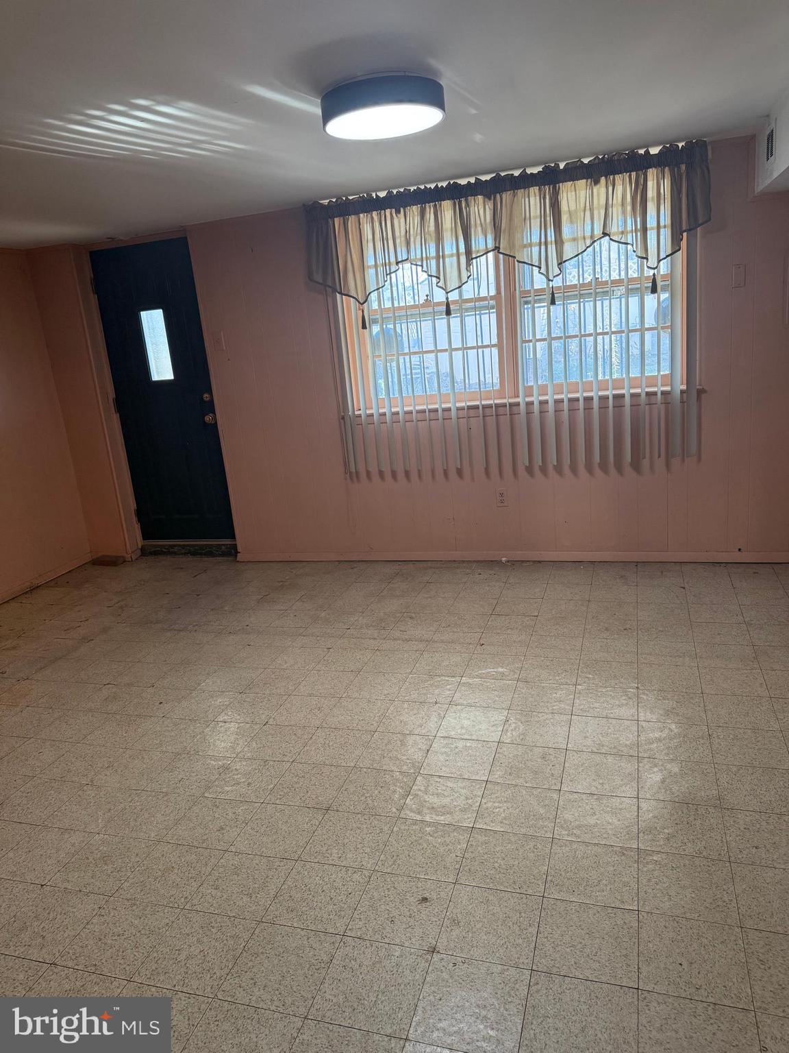 7314 Hill Road Philadelphia, PA 19128 - Photo 64 of 68 a view of an empty room with a window