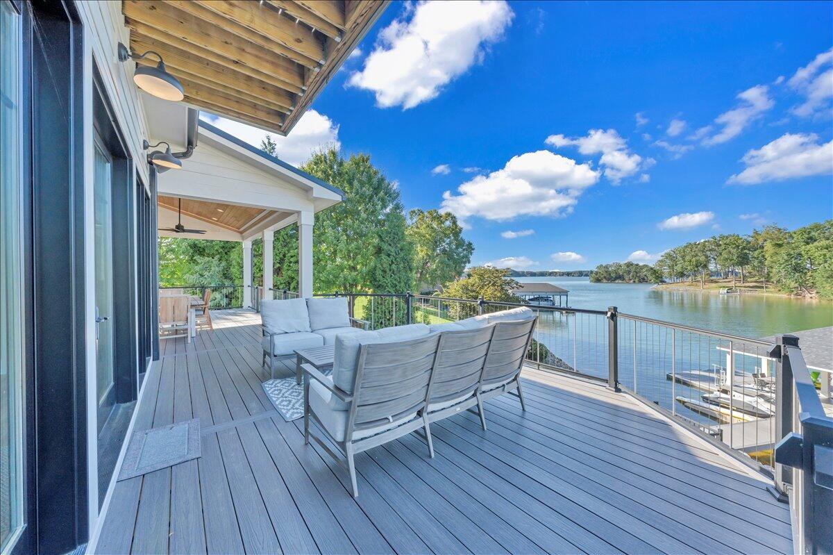 176 Three Point Isle Drive Penhook, VA 24137 - Photo 29 of 97 071-MIB04846