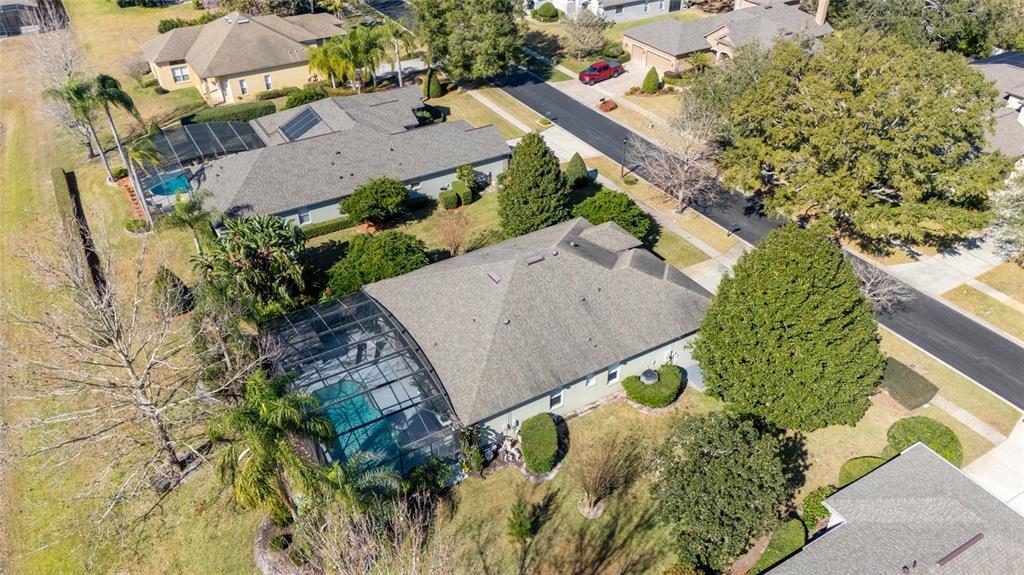 10600 Oakview Pointe Terrace Gotha, FL 34734 - Photo 42 of 44 an aerial view of a house with a yard and large trees