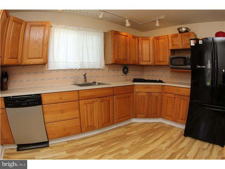 6312 East Valley Green Road Flourtown, PA 19031 - Photo 14 of 25 Kitchen