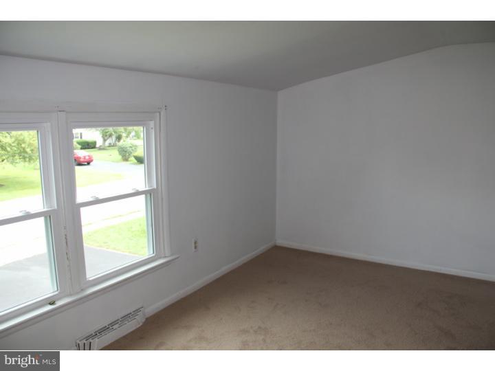 6312 East Valley Green Road Flourtown, PA 19031 - Photo 17 of 25 Bedroom - Main