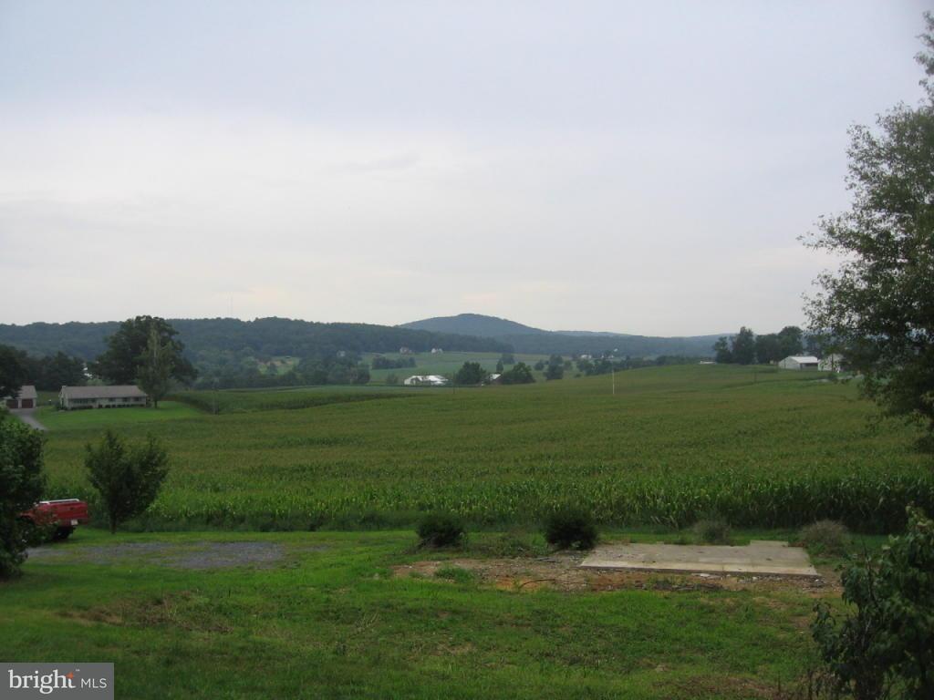 1843 Meadow View Road, Unit 6 BLOCK D Manheim, PA 17545 - Photo 2 of 7 Gallery Image 2