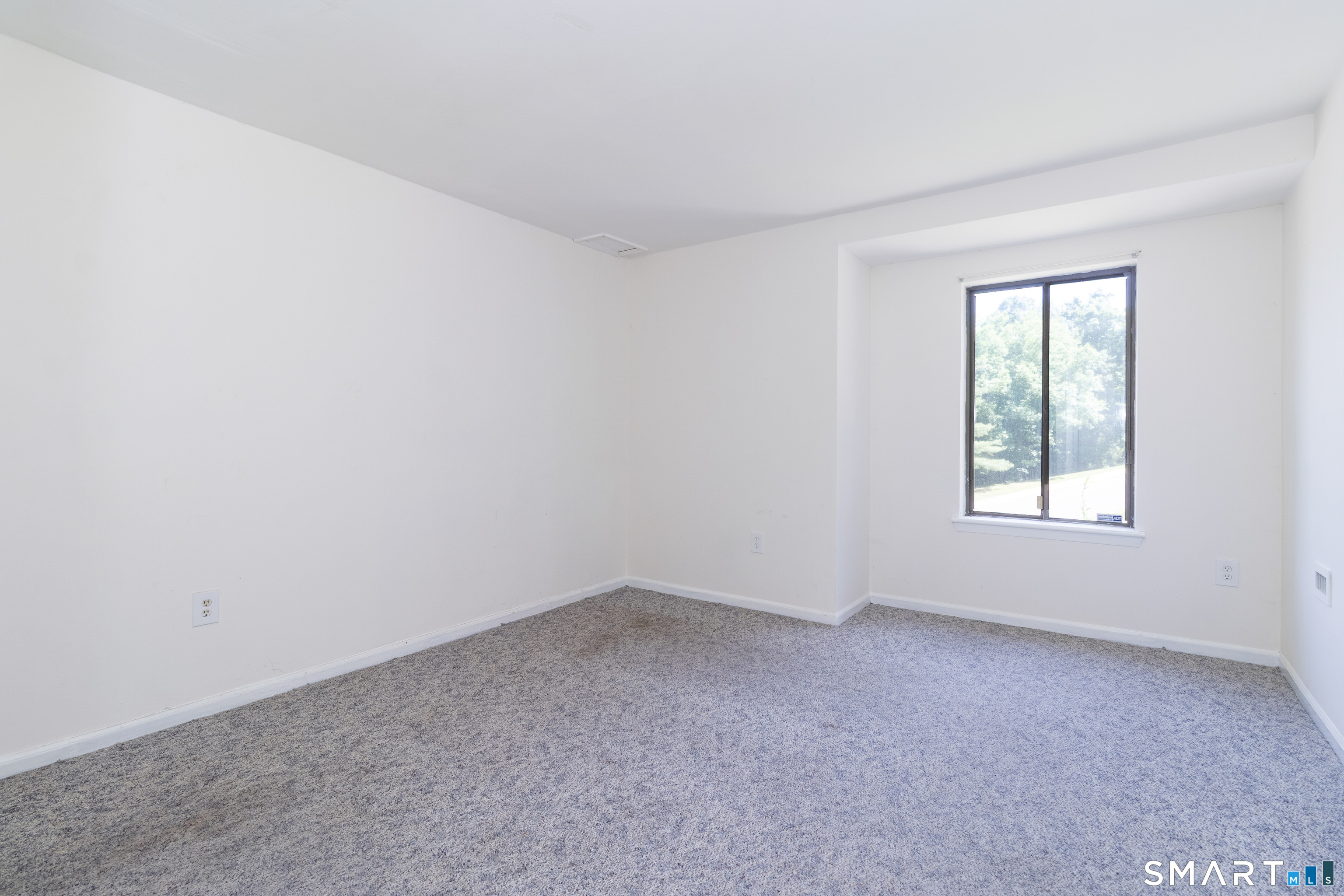 175 Mill Pond Road, Unit 101 Hamden, CT 06514 - Photo 7 of 18