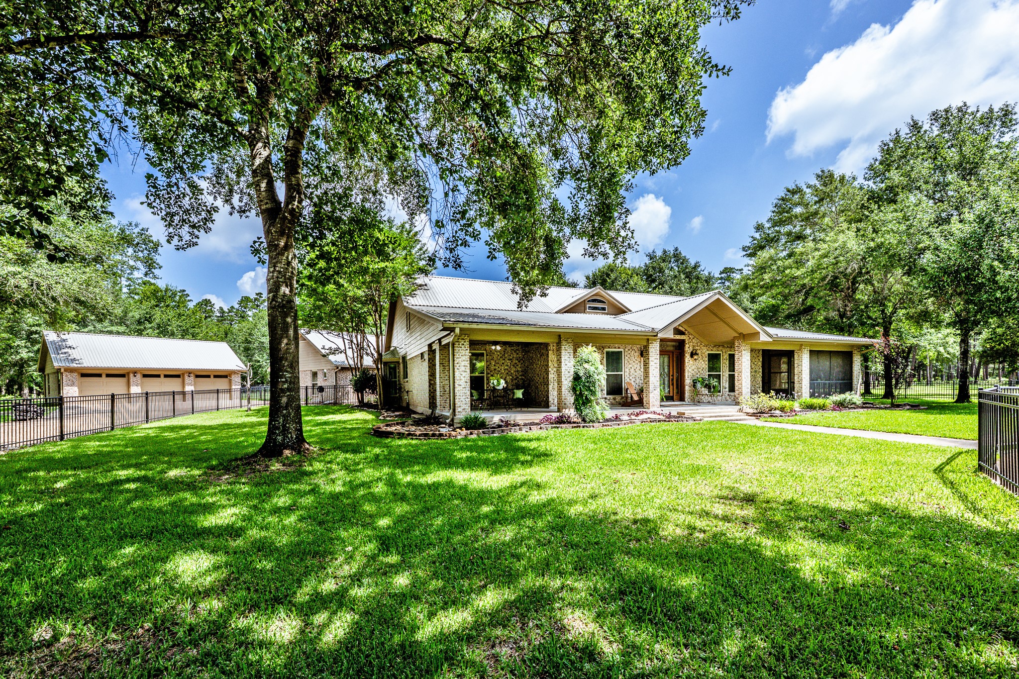 96 B John Kay Road Huntsville, TX 77320 - Photo 8 of 50
