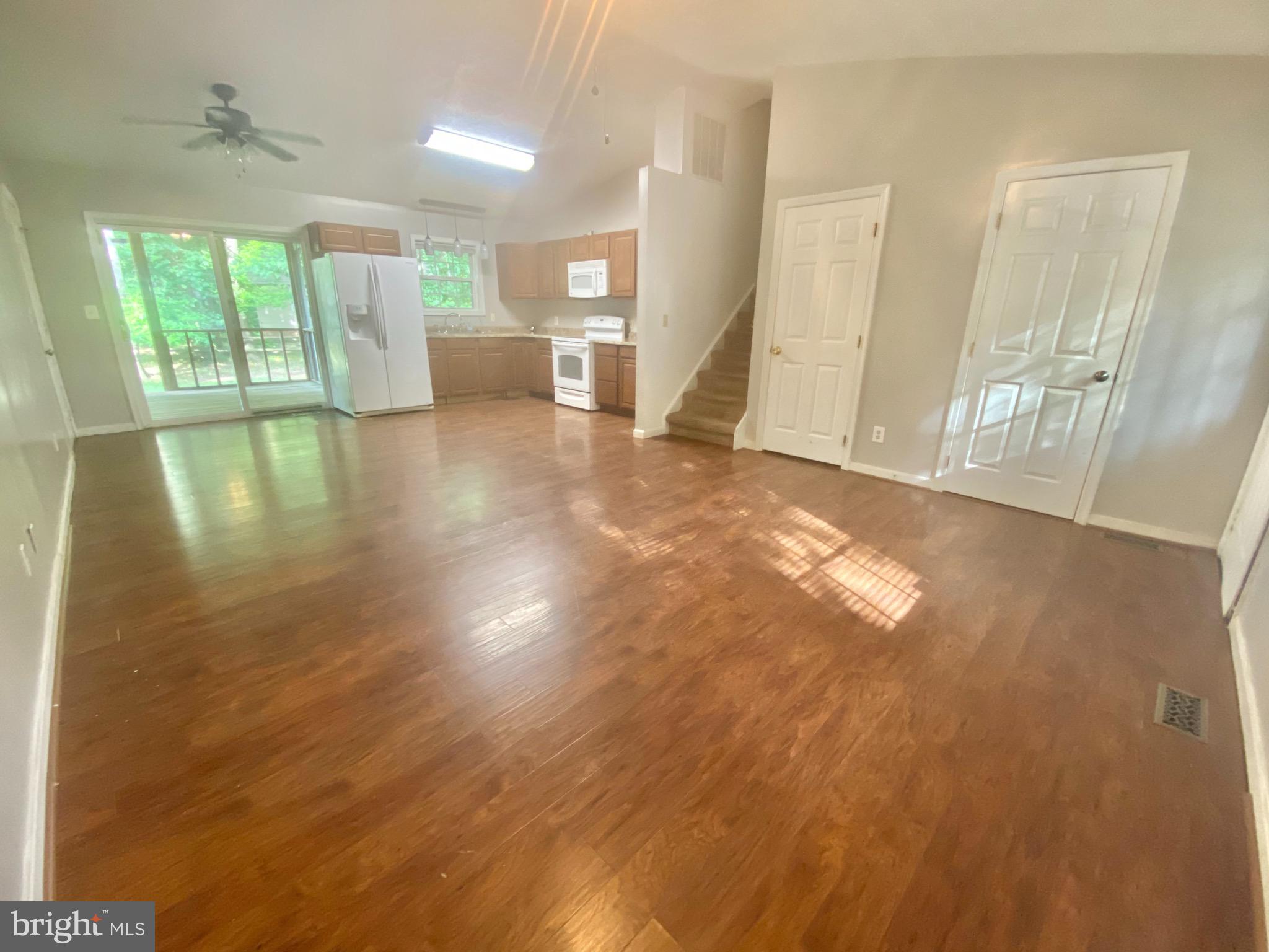 11579 Ropeknot Road Lusby, MD 20657 - Photo 3 of 20 Spacious Living Room!