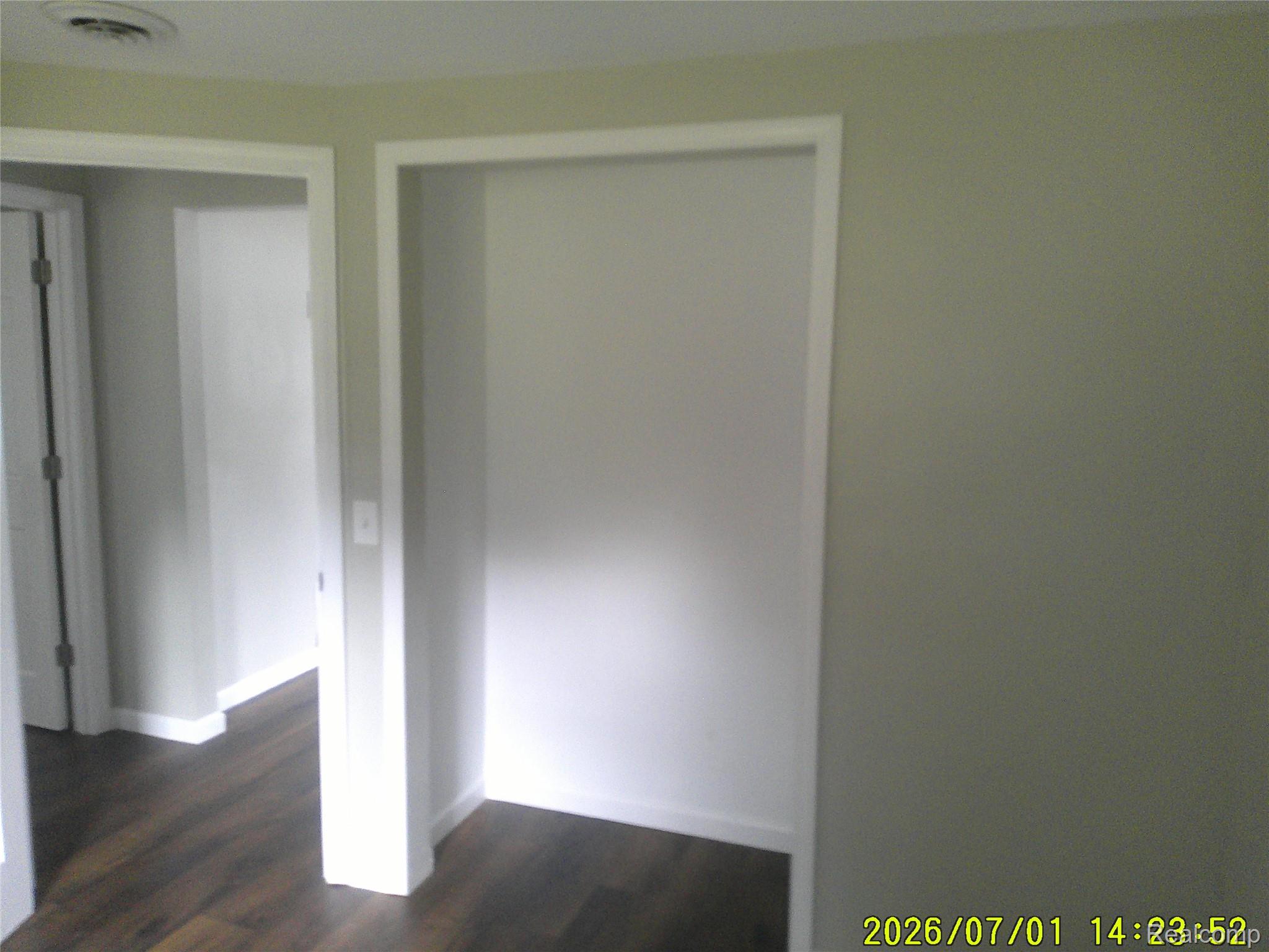 3490 Beveridge Road Flint, MI 48532 - Photo 11 of 20 DSCF0037.JPG