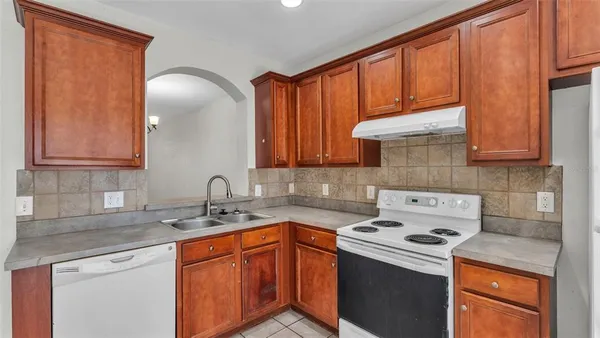 $225,000 | 12403 Foxmoor Peak Drive, Riverview, FL 33579