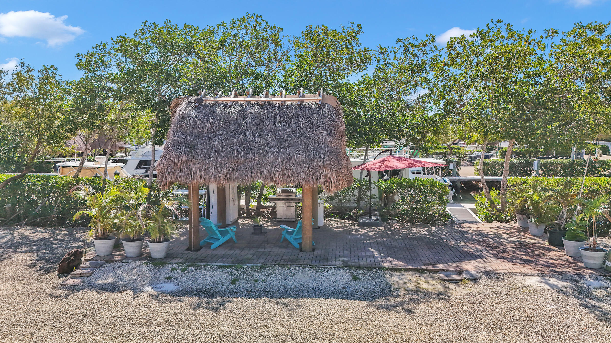 100 Morris Lane, Unit D9 Key Largo, FL 33037 - Photo 11 of 23 Tiki area