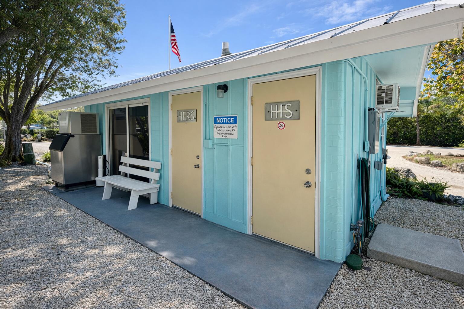 100 Morris Lane, Unit D9 Key Largo, FL 33037 - Photo 21 of 23 Bathroom