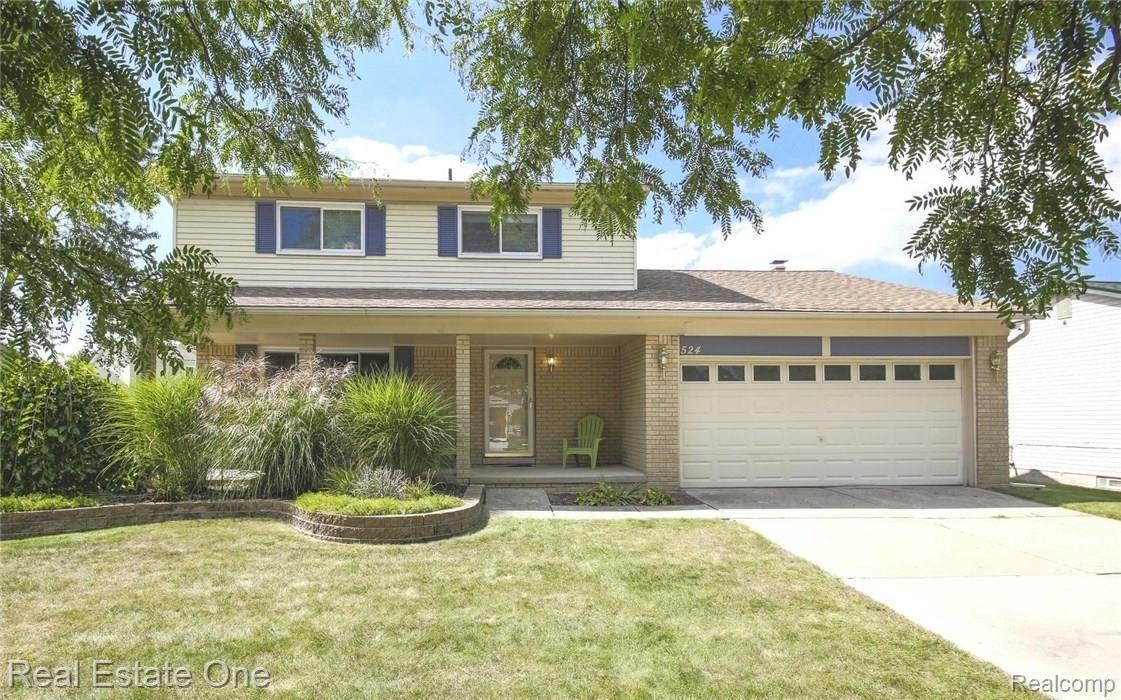 524 Meadowlake Road Canton, MI 48188 - Photo 1 of 24 1-Meadow.jpg