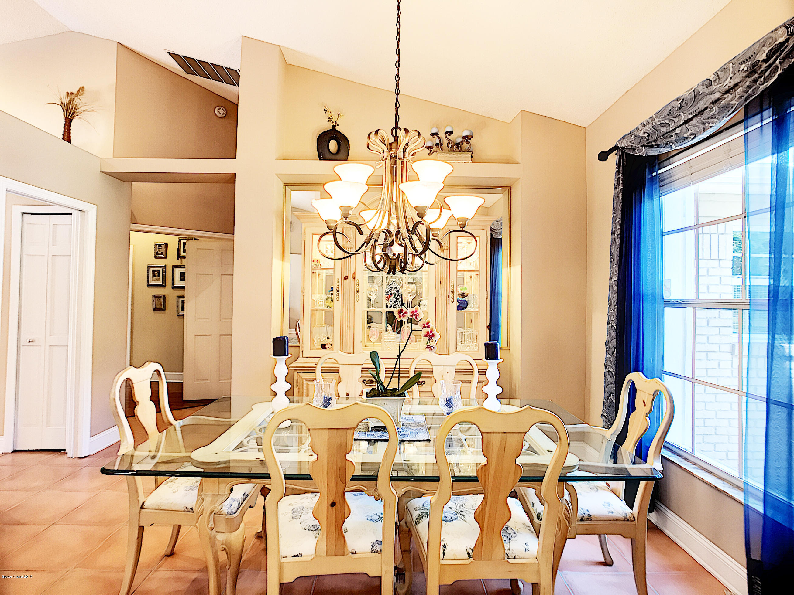 301 Lake Road Lake Mary, FL 32746 - Photo 26 of 47 Dining Room