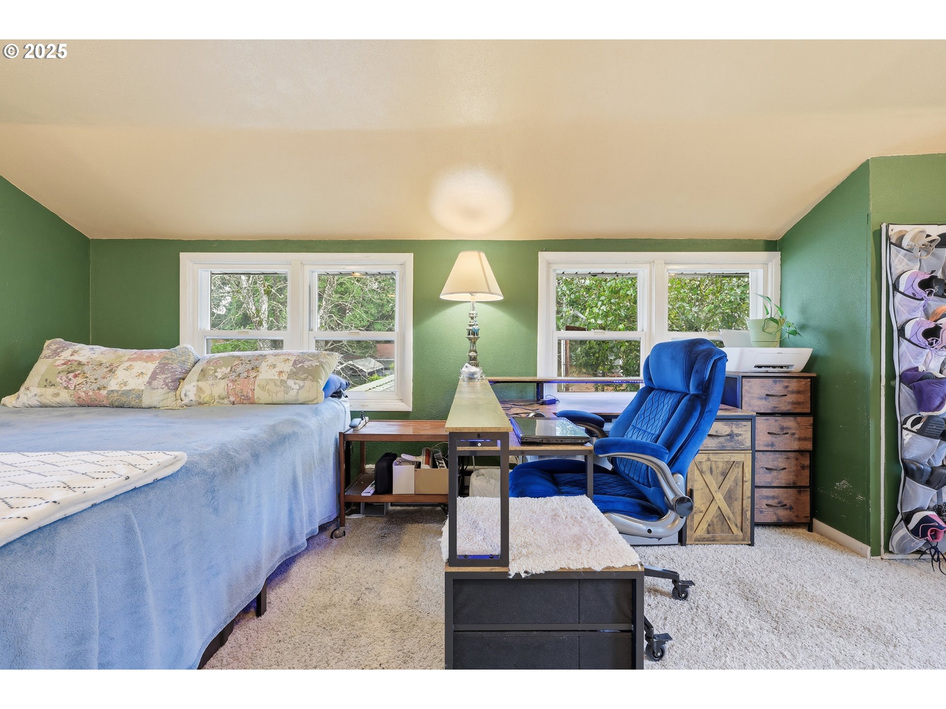 13325 Southwest Larson Street Beaverton, OR 97005 - Photo 16 of 26 Gallery Image 16