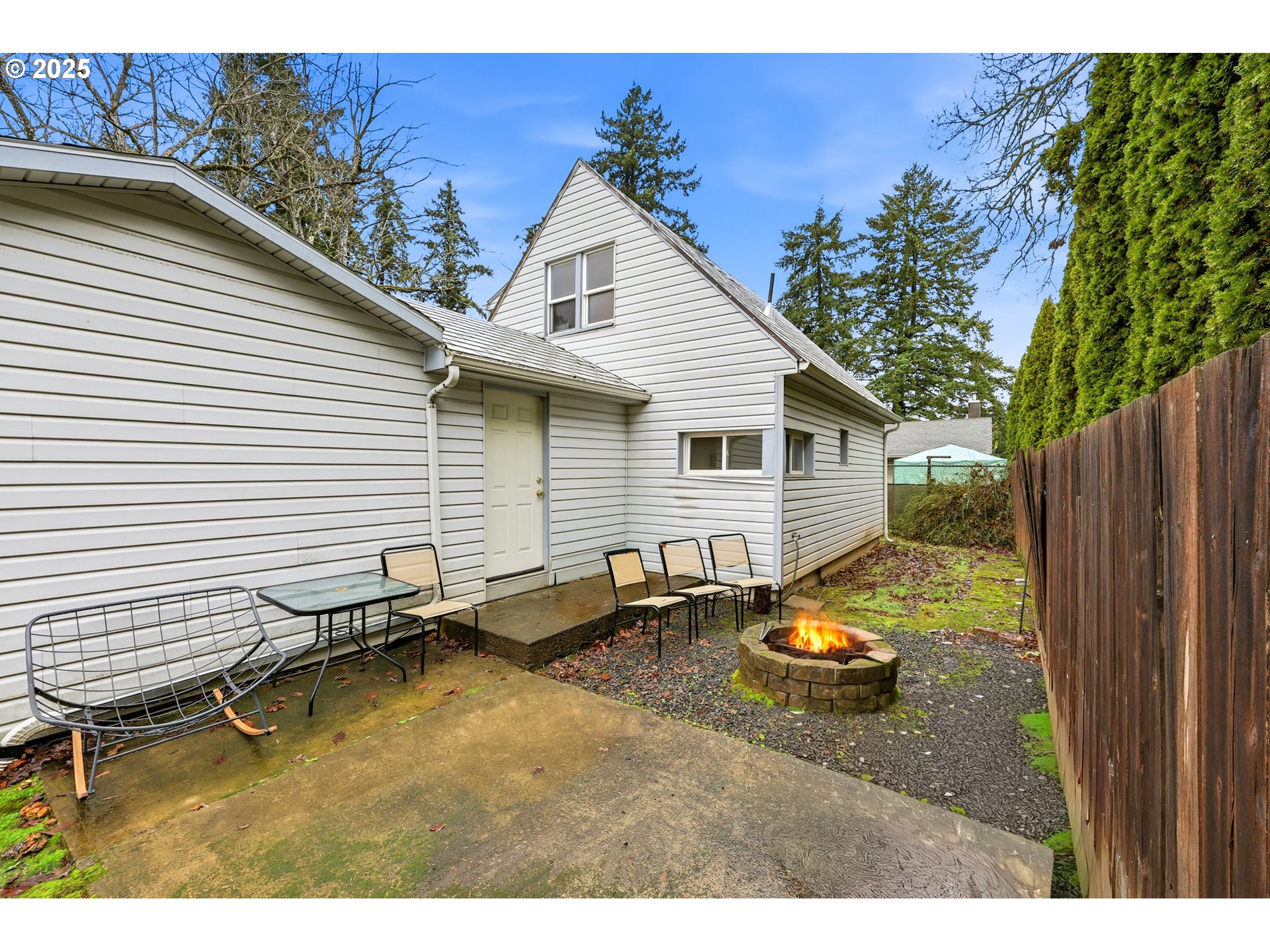 13325 Southwest Larson Street Beaverton, OR 97005 - Photo 21 of 26 Gallery Image 21