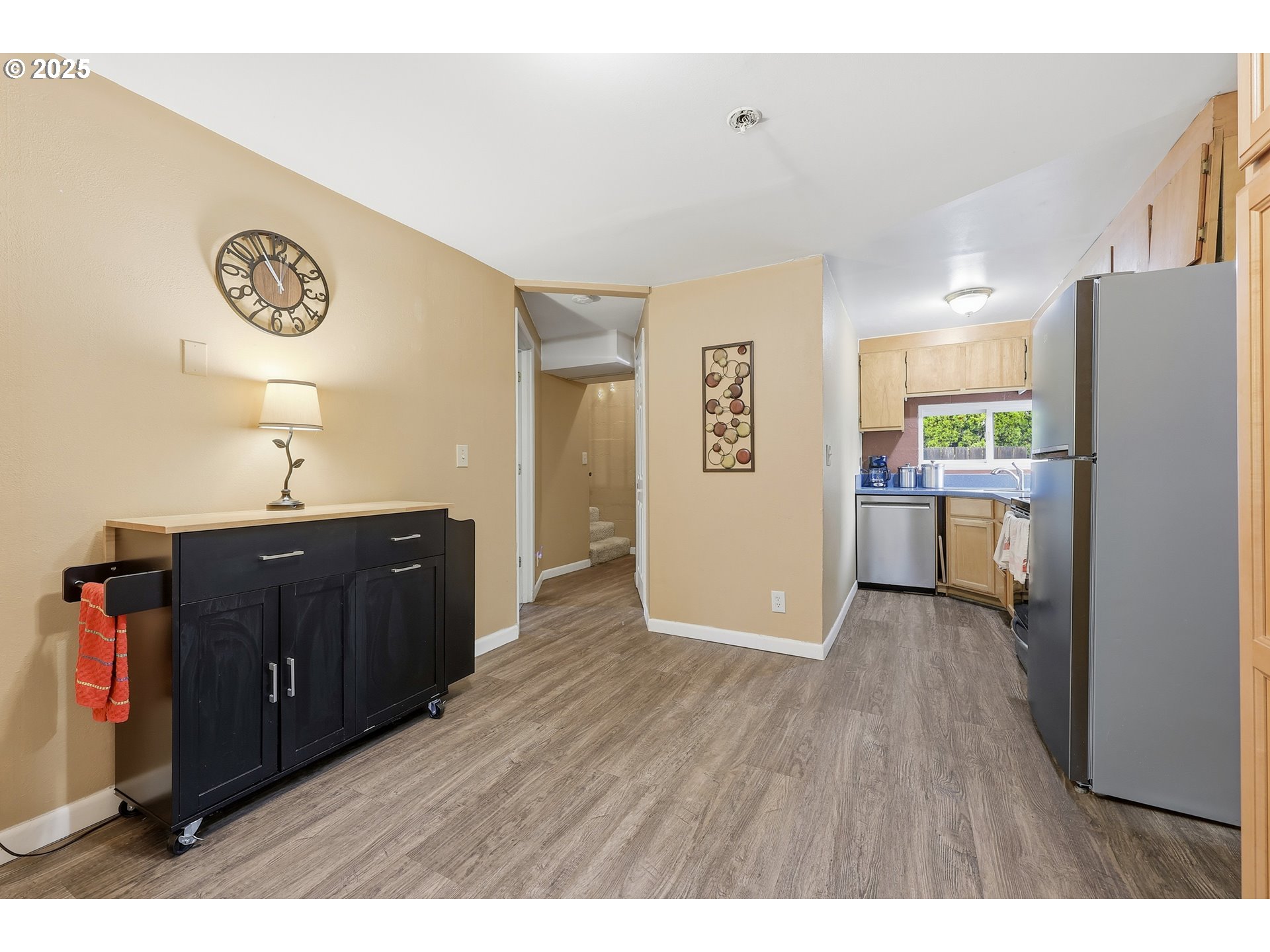 13325 Southwest Larson Street Beaverton, OR 97005 - Photo 10 of 26 Gallery Image 10