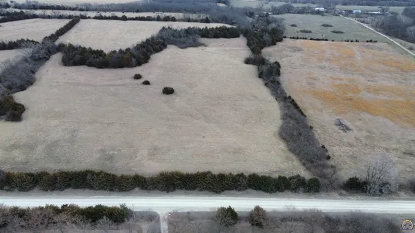 $225,000 | 10200 U4 Road, Hoyt, KS 66440