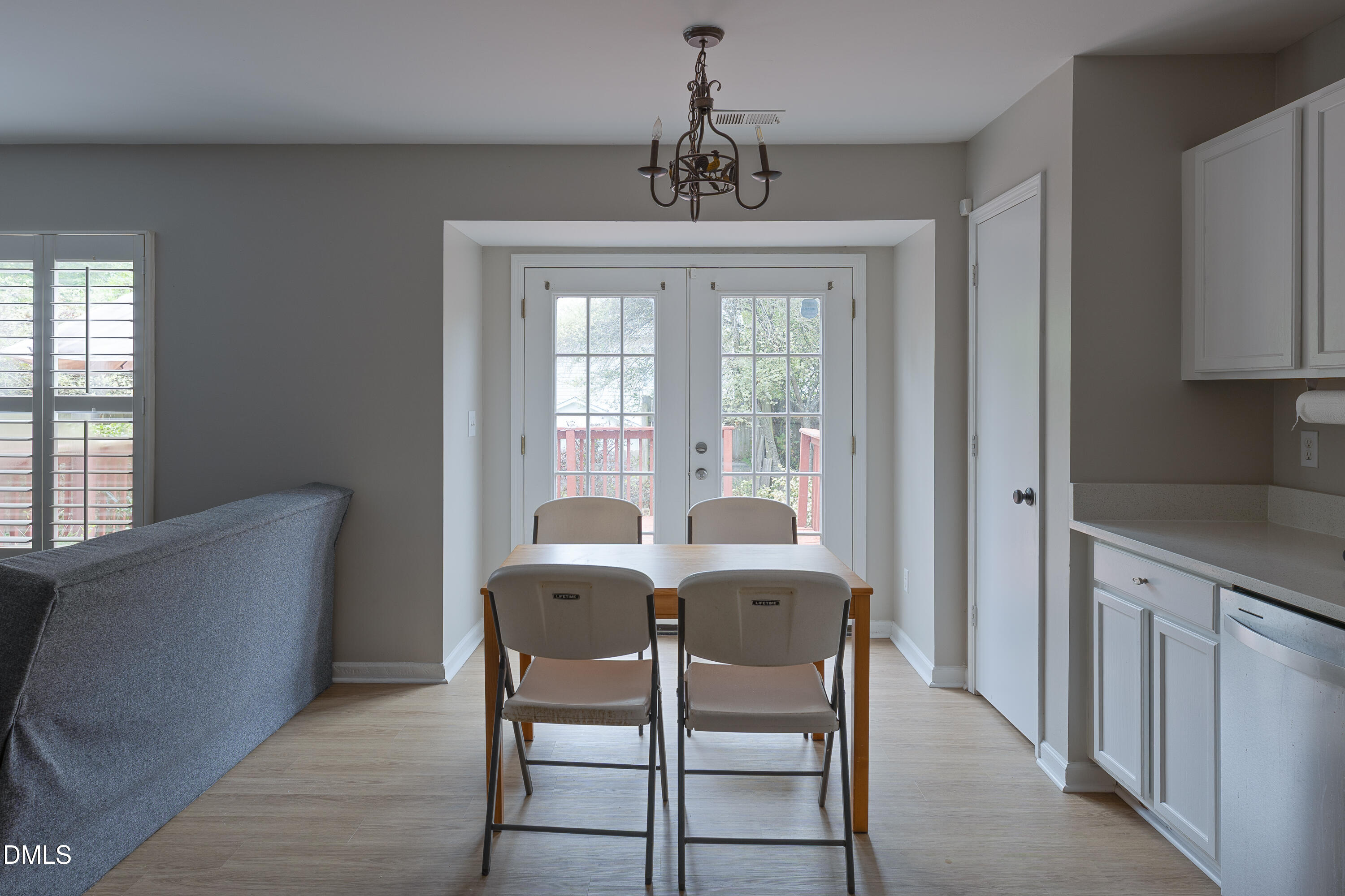 112 Sanchez Court Holly Springs, NC 27540 - Photo 4 of 21 112 Sanchez - 3