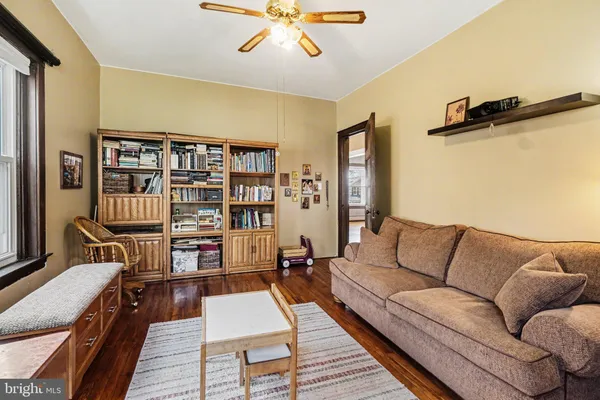 $265,000 | 321 Walnut Street, Lemoyne, PA 17043