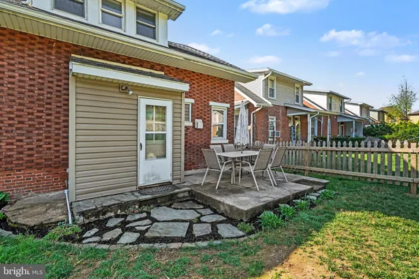 $265,000 | 321 Walnut Street, Lemoyne, PA 17043