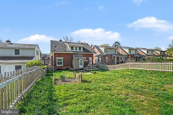$265,000 | 321 Walnut Street, Lemoyne, PA 17043