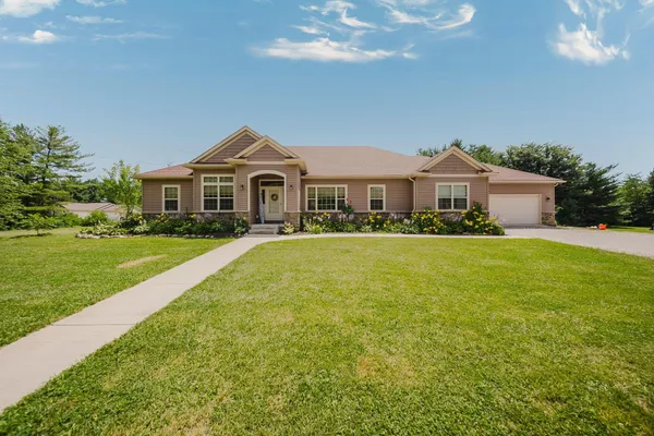 $989,000 | 6684 Borror Road, Grove City, OH 43123