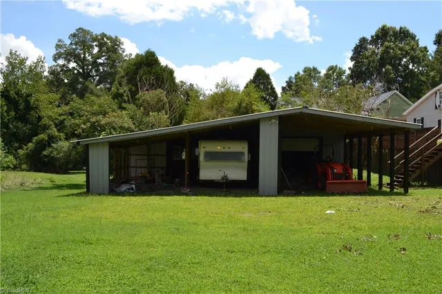 $209,900 | 305 Penn Street, Madison, NC 27025