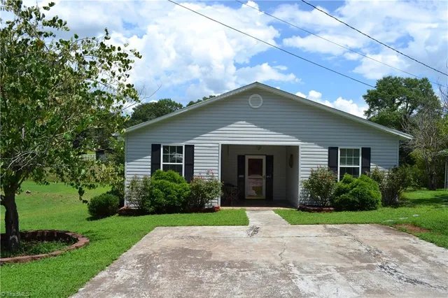 $209,900 | 305 Penn Street, Madison, NC 27025