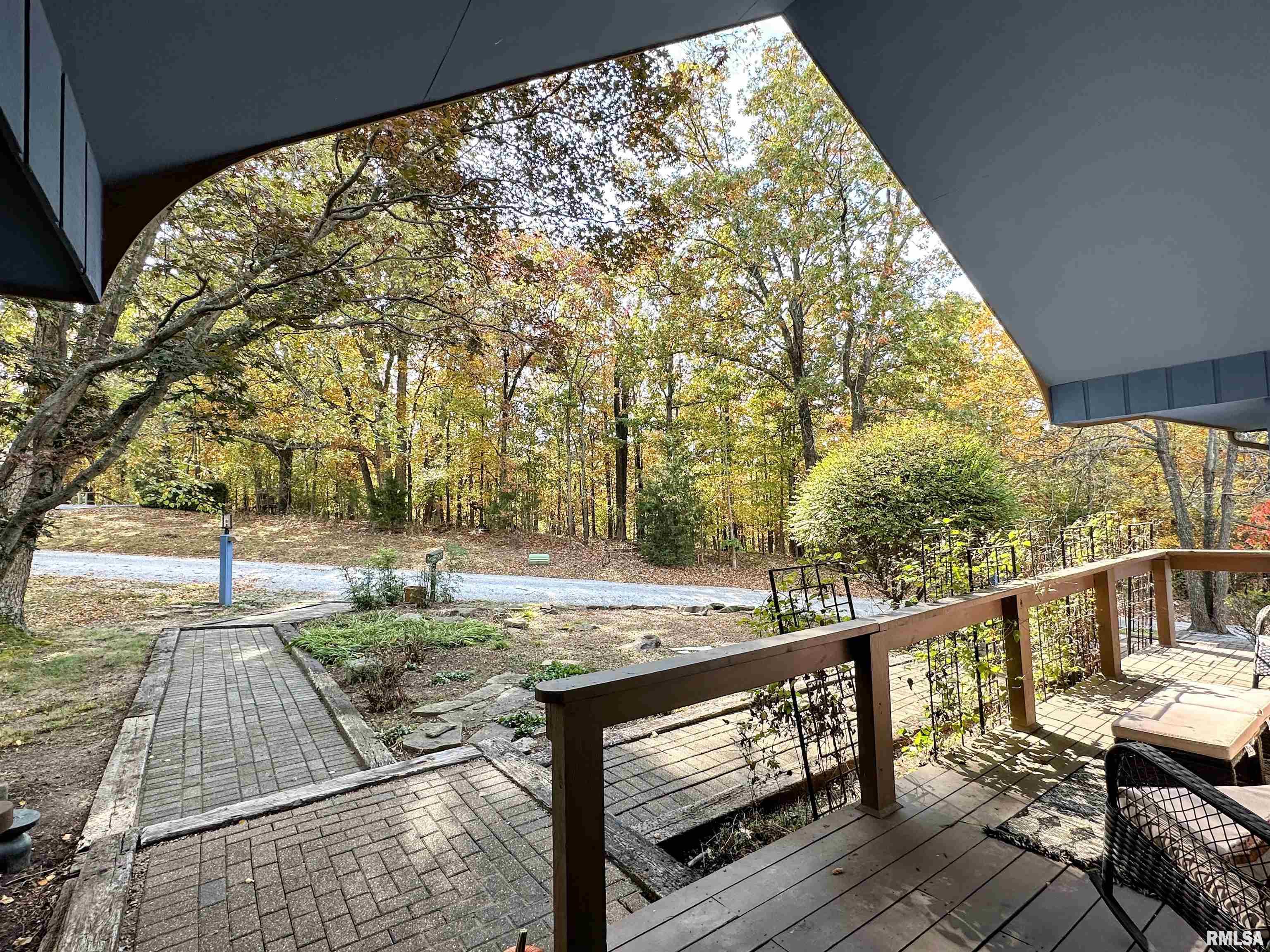 73 Upper Brush Hill Road Carbondale, IL 62901 - Photo 3 of 79