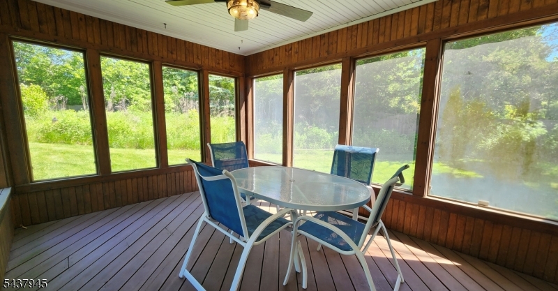 18 Roslyn Road Branchville, NJ 07826 - Photo 15 of 45