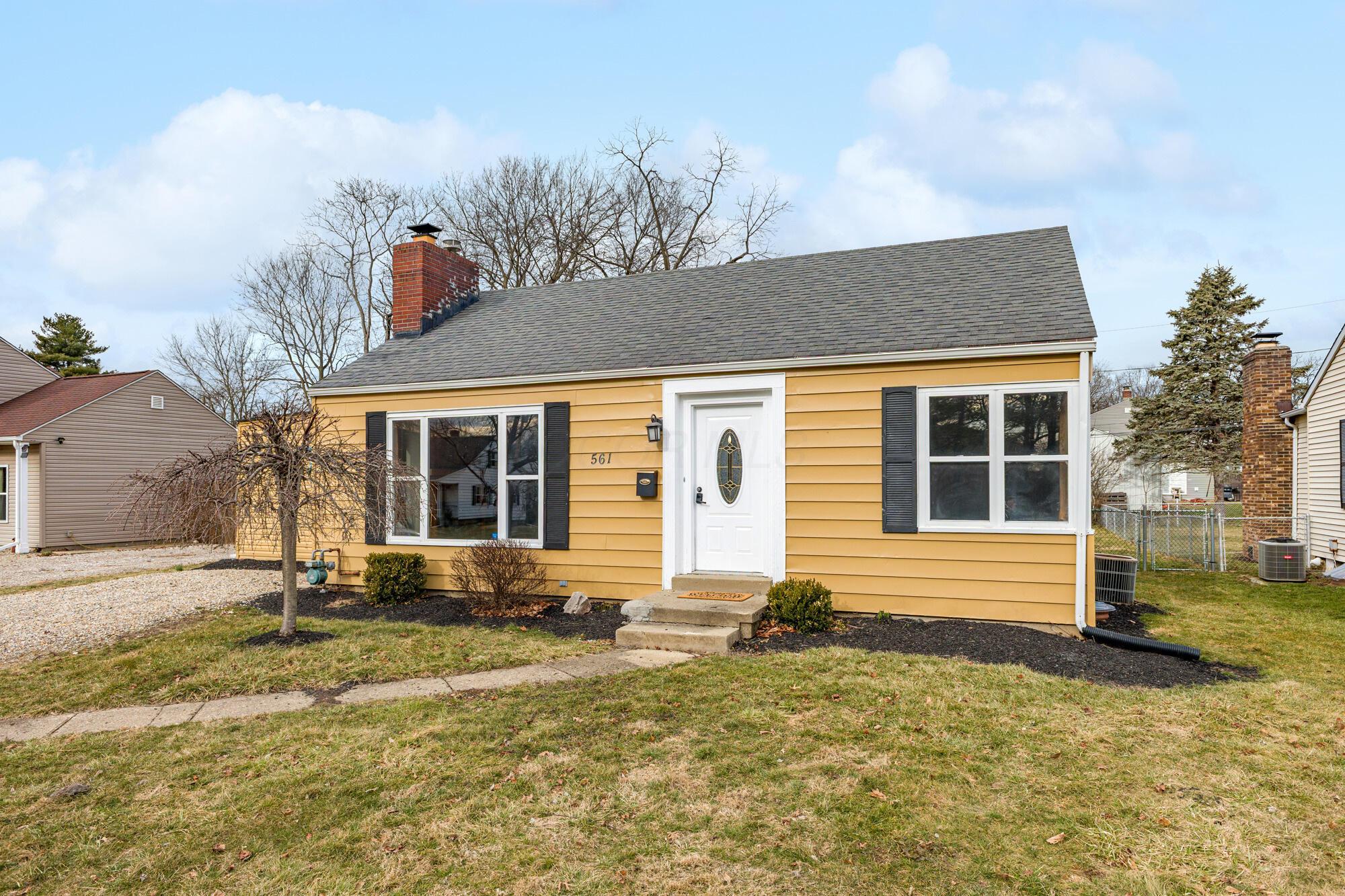 561 Springhollow Road Circleville, OH 43113 - Photo 3 of 40 2_2