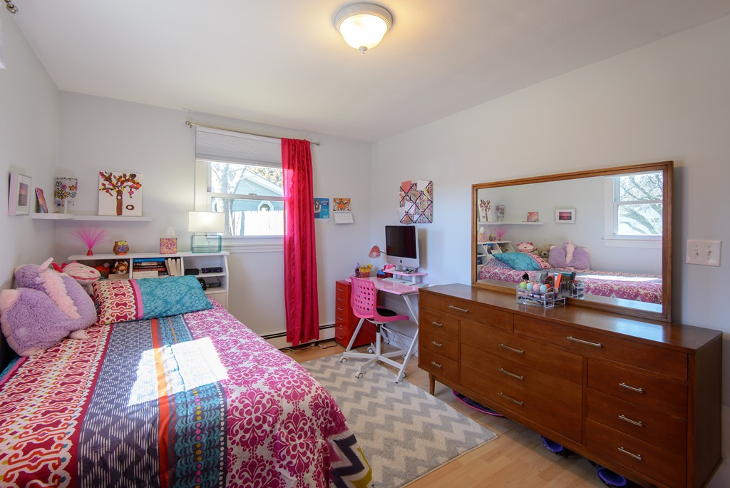 15 Andover Road Beverly, MA 01915 - Photo 12 of 20 Gallery Image 12