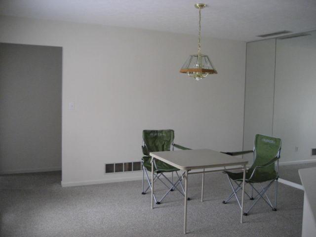7697 South River Road Indianapolis, IN 46240 - Photo 8 of 12 Gallery Image 8