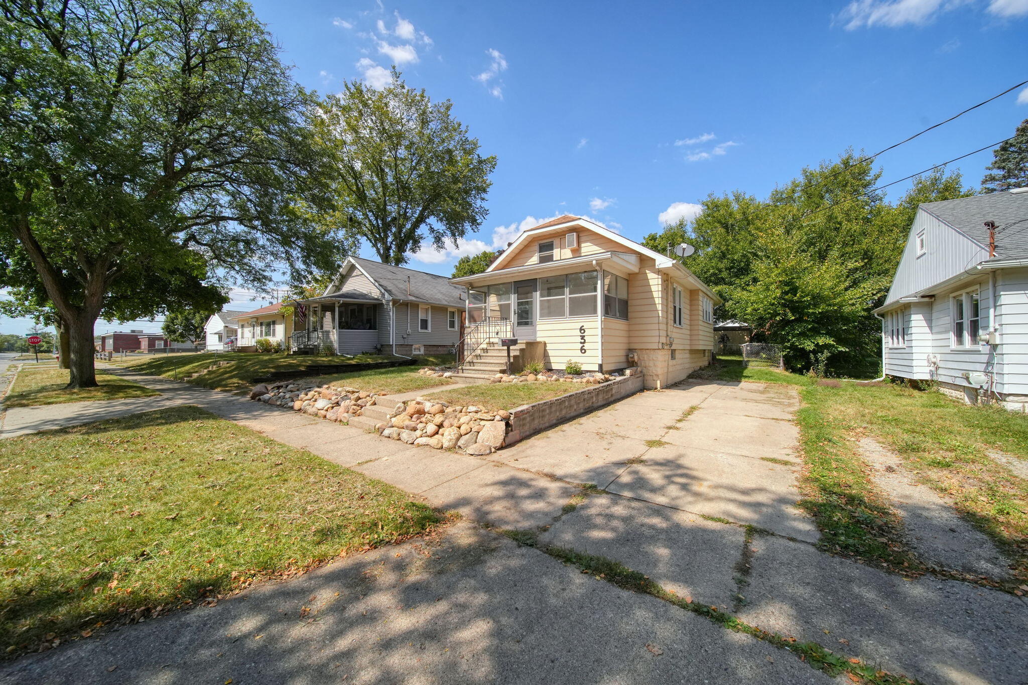 636 Madison Street Jackson, MI 49202 - Photo 1 of 40 2-web-or-mls-DSC08020_HDR