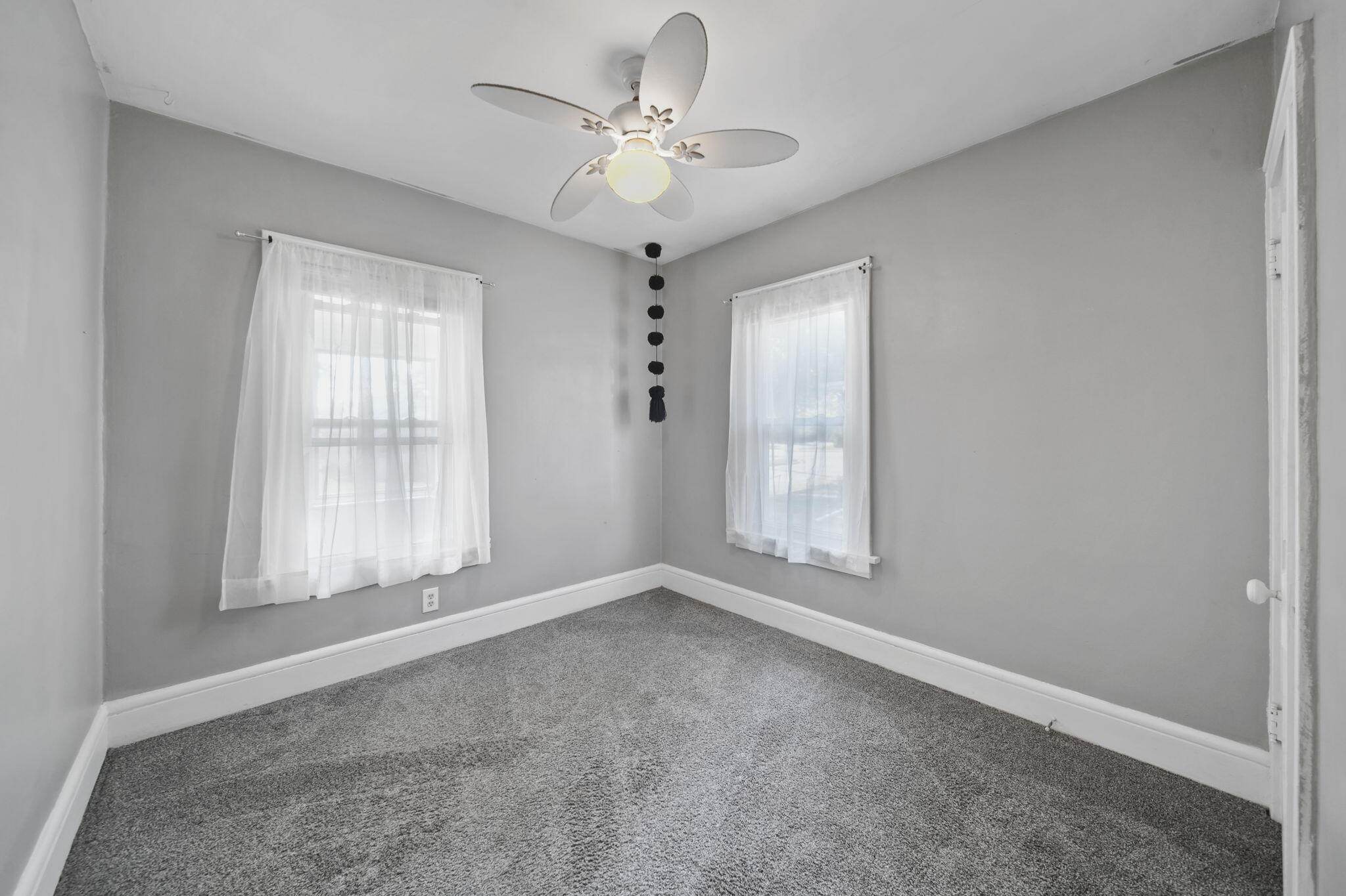 636 Madison Street Jackson, MI 49202 - Photo 16 of 40 17-web-or-mls-DSC07879
