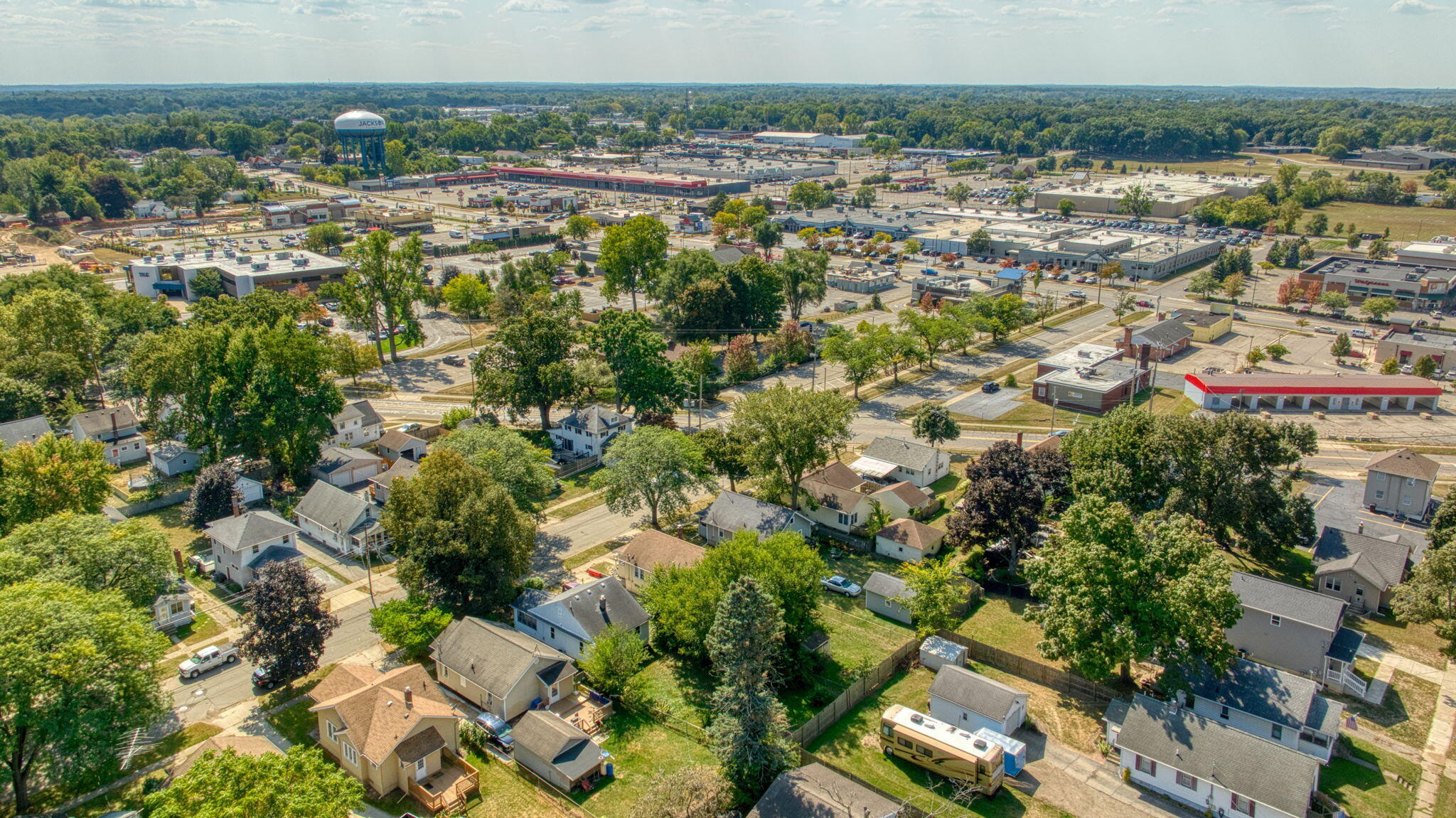 636 Madison Street Jackson, MI 49202 - Photo 34 of 40 35-web-or-mls-DJI_0376_HDR