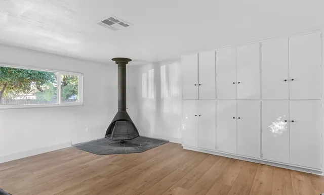 $699,900 | 4548 Wellesly Way, Sacramento, CA 95841